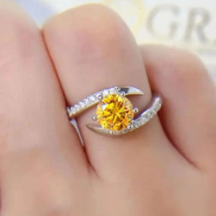 1 Carat 925 Sterling Silver Ring - Dazzling Moissanite Elegance