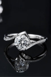 Trendsi 1 Carat Moissanite 925 Sterling Silver Twisted Ring