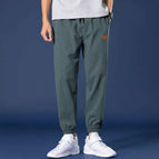 Green / M