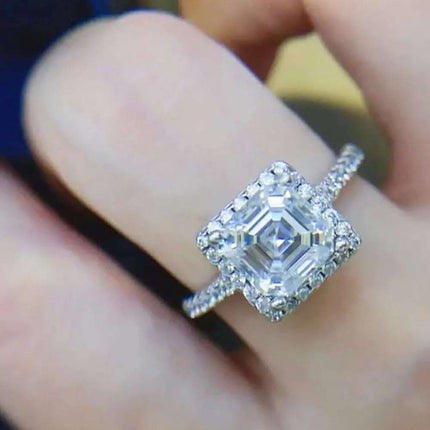 2 Carat Moissanite 925 Sterling Silver Ring Fendax