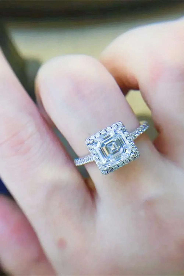 2 Carat Moissanite 925 Sterling Silver Ring Fendax