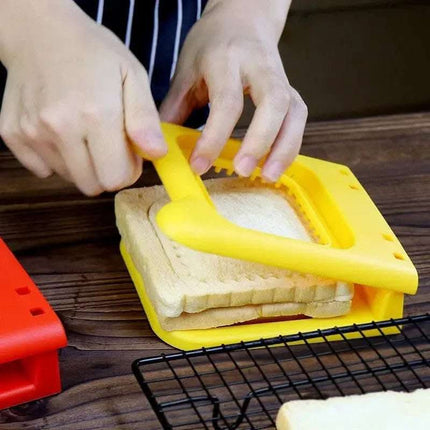 Creative Breakfast Making Sandwich Cutter Hemming Square Sandwich Kitchen Gadgets Fendax 0