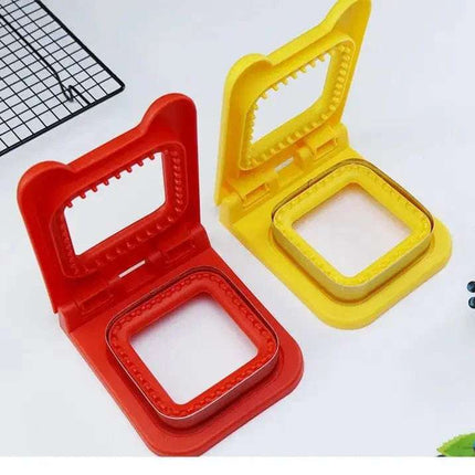 Creative Breakfast Making Sandwich Cutter Hemming Square Sandwich Kitchen Gadgets Fendax 0