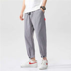Gray / M