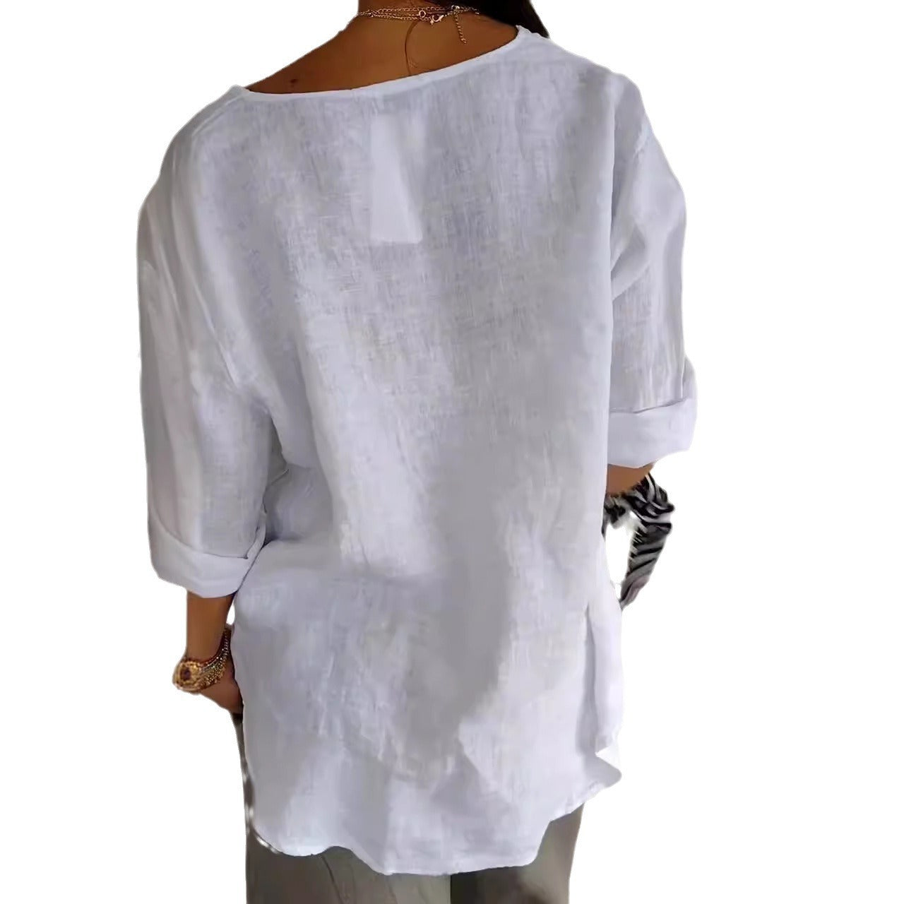 V-neck Long-sleeved T-shirt