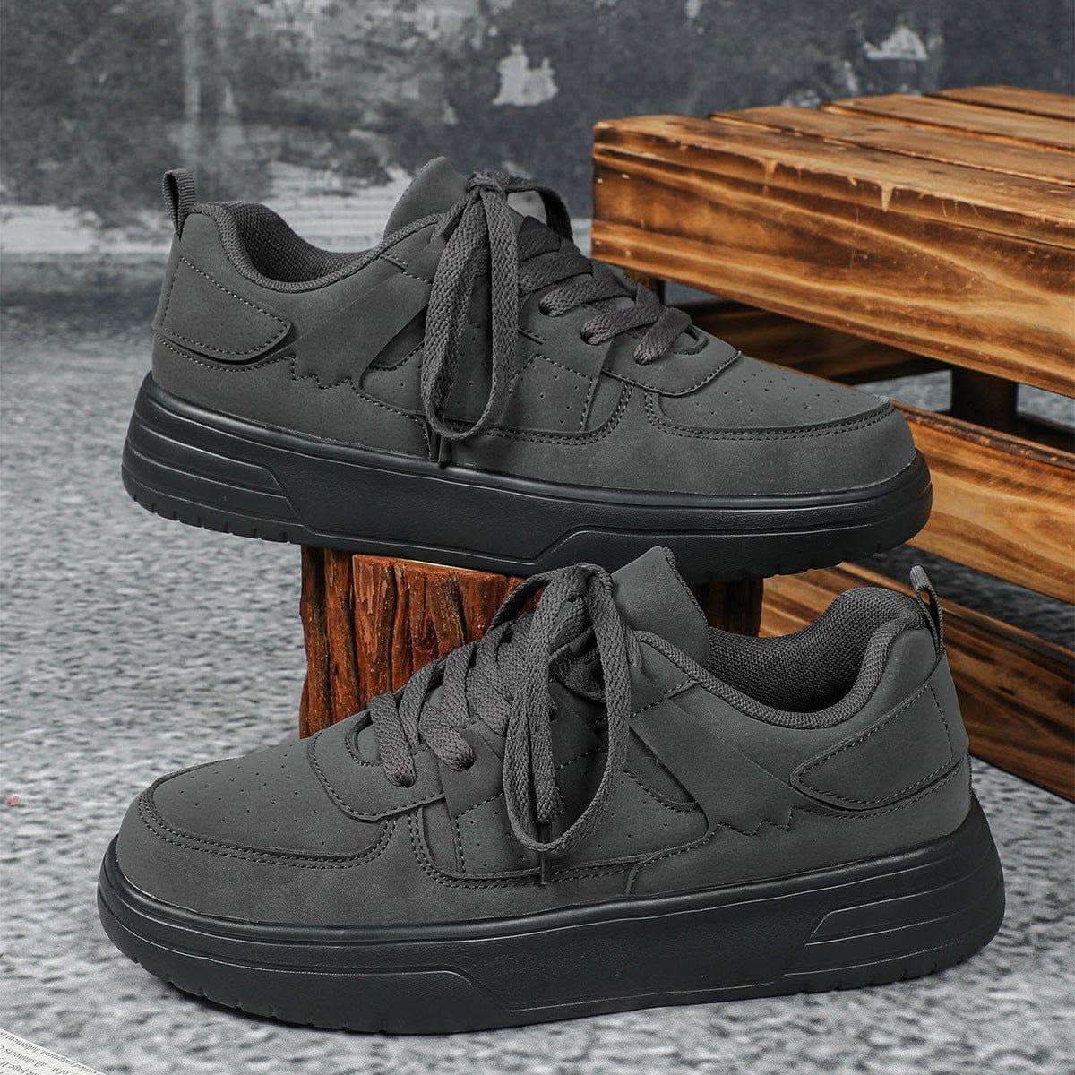 New Thick Bottom Frosted Skateboard Couple Vintage Fashion Outdoor Casual Shoes Maillard Lady Sneaker Fendax 0