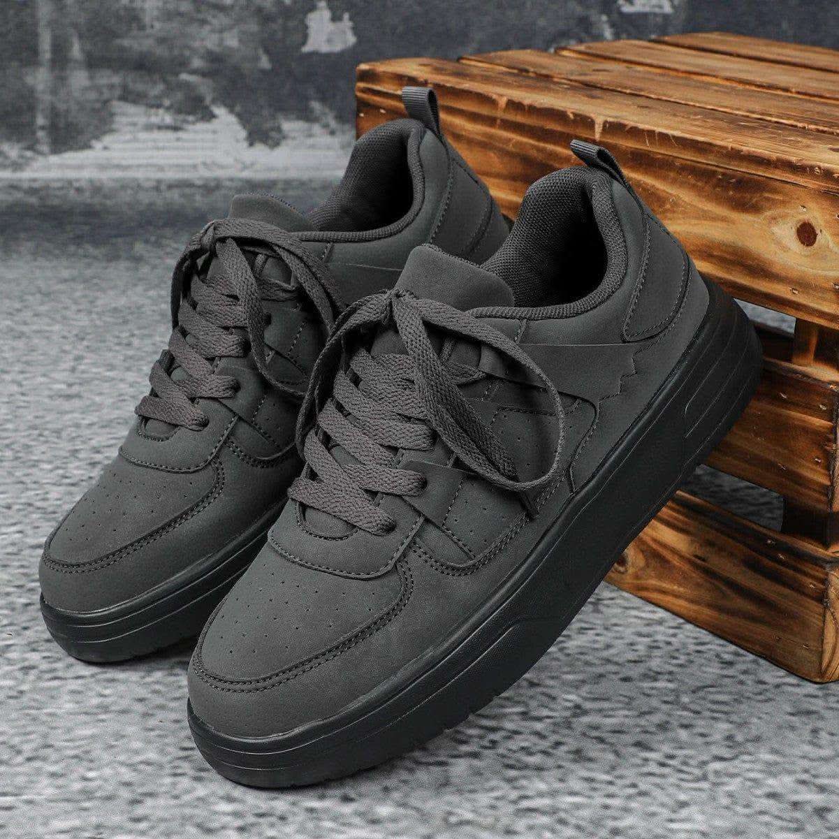New Thick Bottom Frosted Skateboard Couple Vintage Fashion Outdoor Casual Shoes Maillard Lady Sneaker Fendax 0