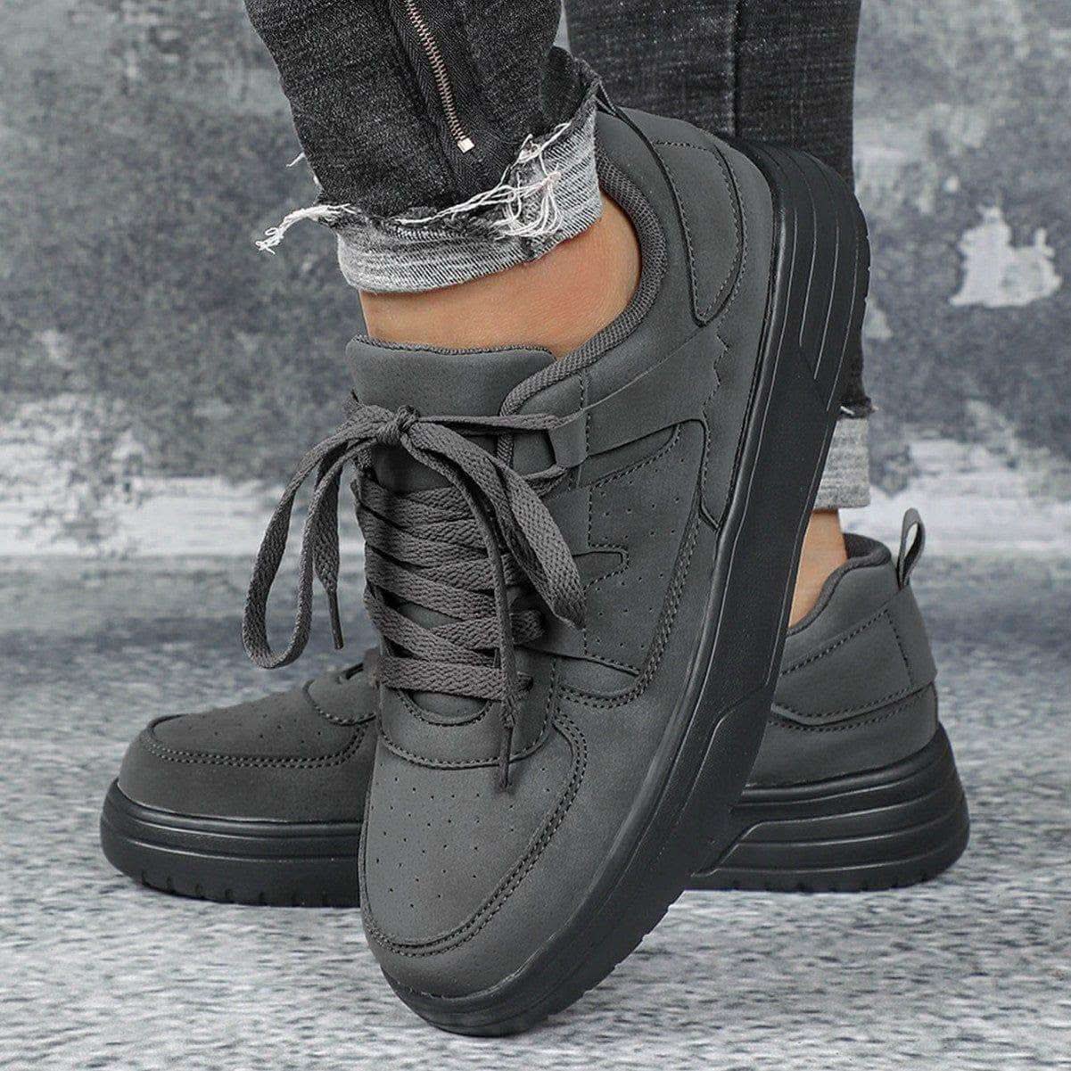 New Thick Bottom Frosted Skateboard Couple Vintage Fashion Outdoor Casual Shoes Maillard Lady Sneaker Fendax 0