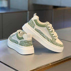 White Green / 38